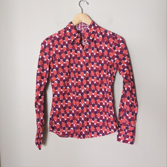 Robert Graham Tops - Robert Graham Button down shirt bold print blouse size 2